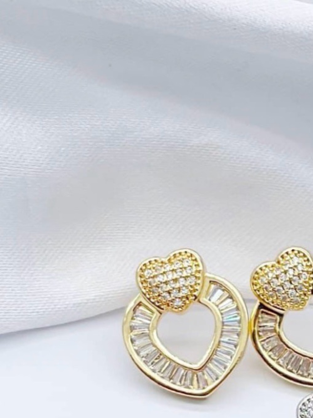 Gold Heart Crystal Hoop Earrings - Elegant Women's Jewelry